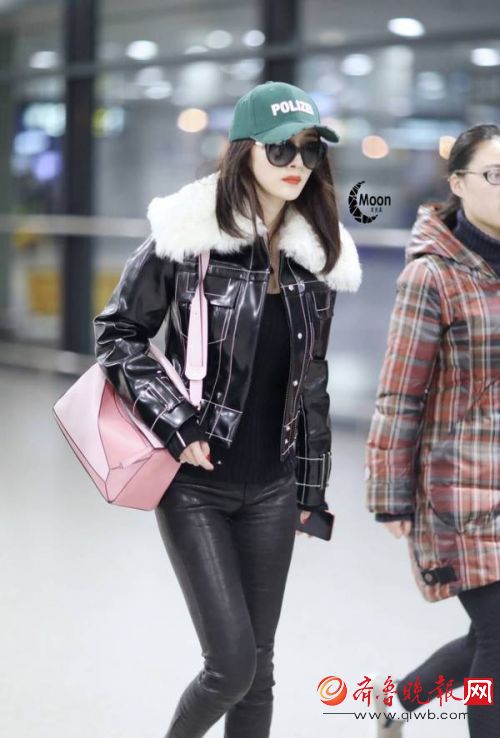 杨幂颈部前倾 原来娜扎、陈伟霆都是她的病友