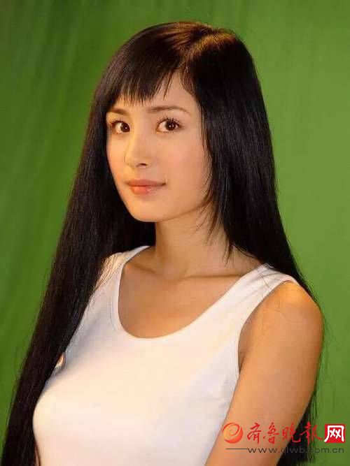 杨幂颈部前倾 原来娜扎、陈伟霆都是她的病友