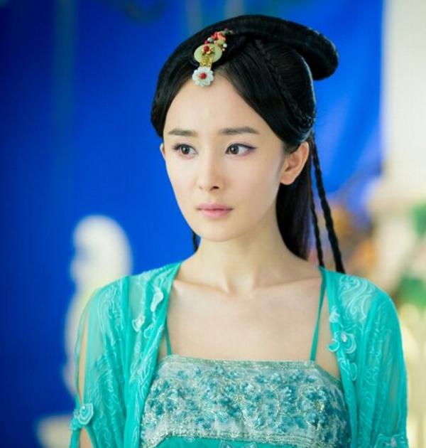 杨幂演“四海八荒”第一绝色 刘亦菲baby服嘛？