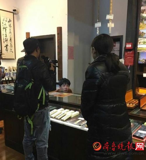 高能少年团路透剧照来啦！王俊凯敷面膜一脸呆萌