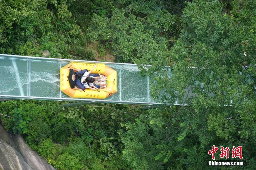 图片默认标题 图片默认标题_fororder_玻璃1