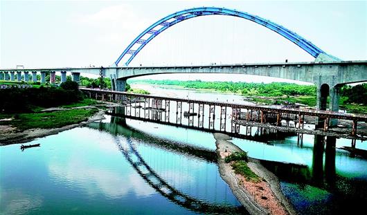 汉十高铁府河特大桥创新施工