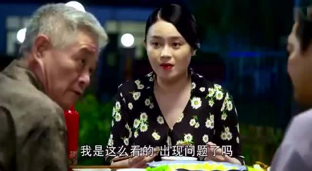 《乡村爱情9》大脚有了新恋情广坤作劲升级