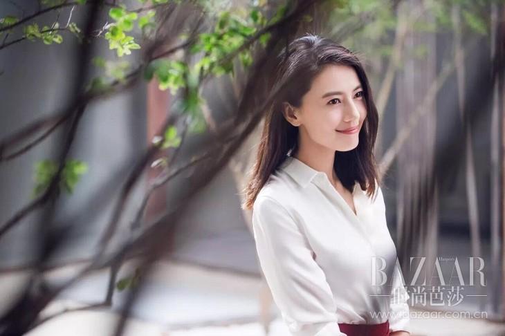 宋茜关晓彤都偏爱侧露耳发 你知道其中玄机吗？