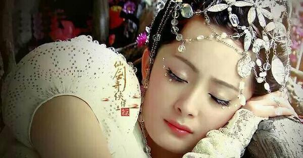 明星睡相哪家强 刘亦菲难度高杨幂与剧里差太远