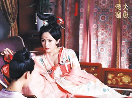 《三生三世十里桃花》《大唐荣耀》捧红蛇蝎女配角