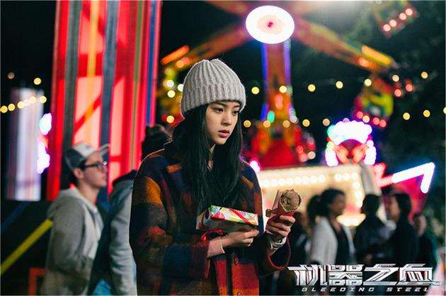 成龙新作《机器之血》科技感十足 定档12月22