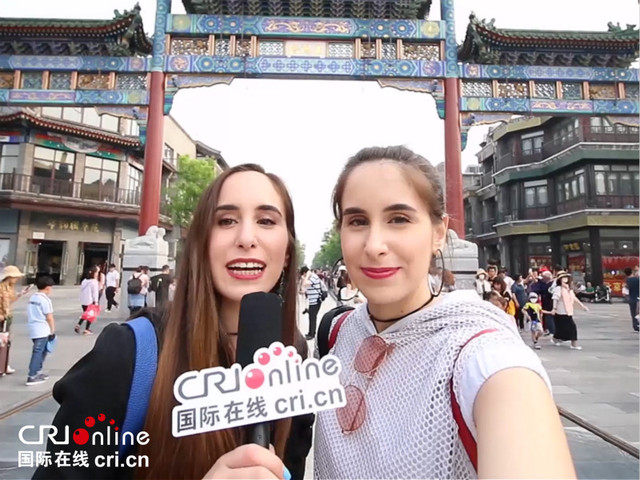 Greek Sisters Praise Chinese Food