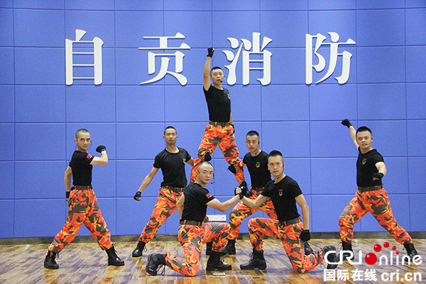 图片默认标题_fororder_歌曲《平安梦有我在》（摄影-杨梦婧）