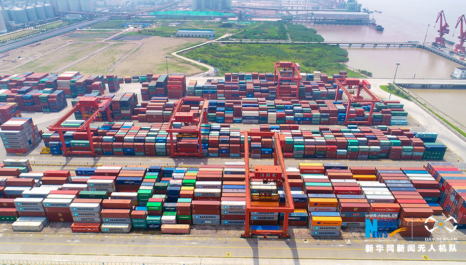 航拍泰州港:从“码头经济”走向“以港兴城” 航拍泰州港:从“码头经济”走向“以港兴城”