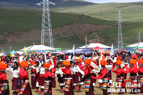 图片默认标题_fororder_精彩的县舞表演现场--摄影-叶强平