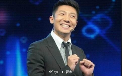 董卿撒贝宁朱迅李思思 央视名嘴开怀大笑谁最暖人
