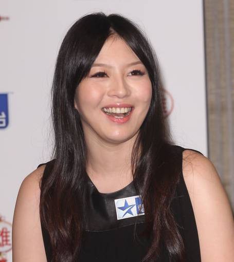 安以轩也嫁了 《仙剑》里的阿奴哪去了