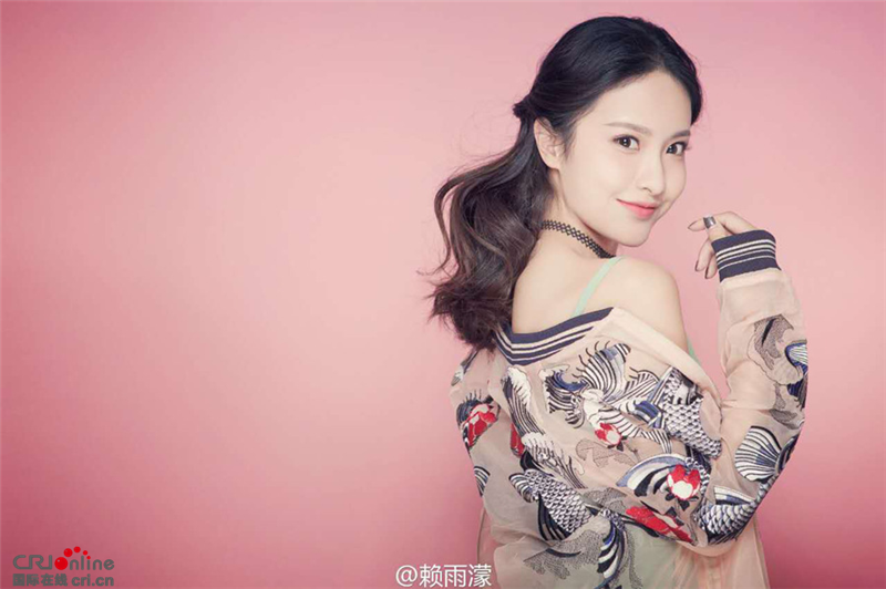 揭秘《花儿与少年3》赖雨濛 原来是胡歌的啦啦队长