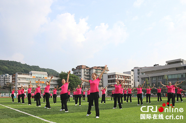 图片默认标题_fororder_3健身舞