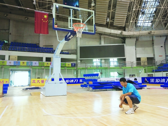 齐齐哈尔举办青年篮球锦标赛