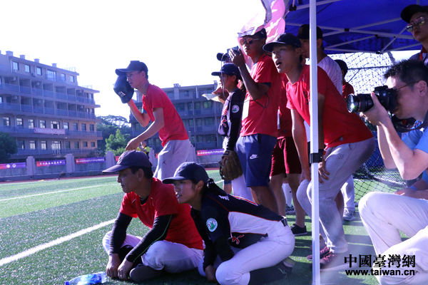 第二届海青杯两岸青少年棒垒球邀请赛在福州开幕