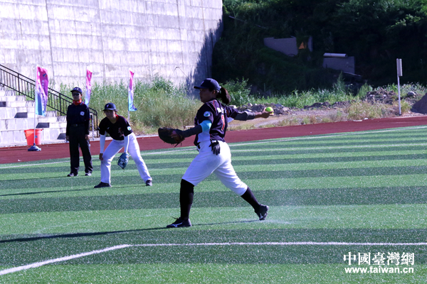 第二届海青杯两岸青少年棒垒球邀请赛在福州开幕