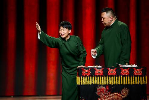 张小斐贾玲再登《喜剧人》 郭麒麟自曝历任女