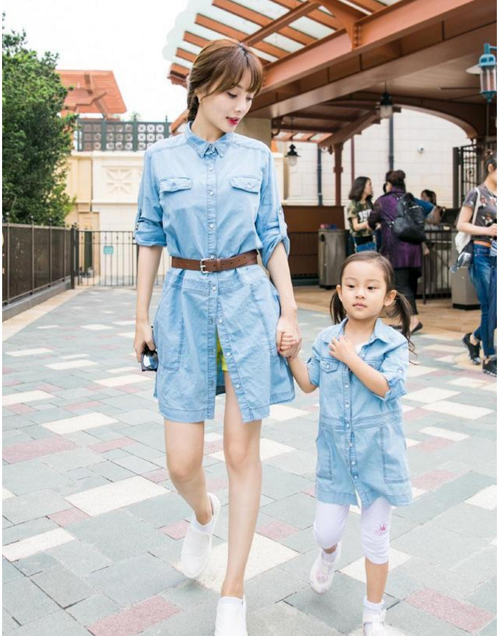 王诗龄李湘甜馨李小璐 亲子装哪家美？(组图)