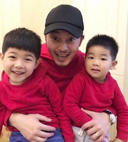 王诗龄李湘甜馨李小璐 亲子装哪家美？(组图)