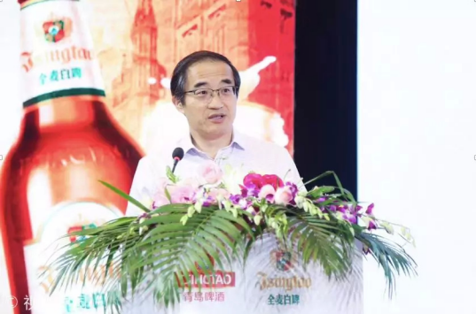 《中国精酿生活方式白啤书2.0》发布：揭秘啤酒消费升级新趋势