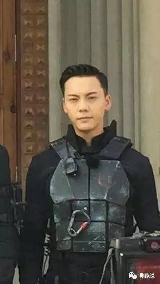 刘能上综艺了！竟让还和陈伟霆吴磊吴亦凡站一起！