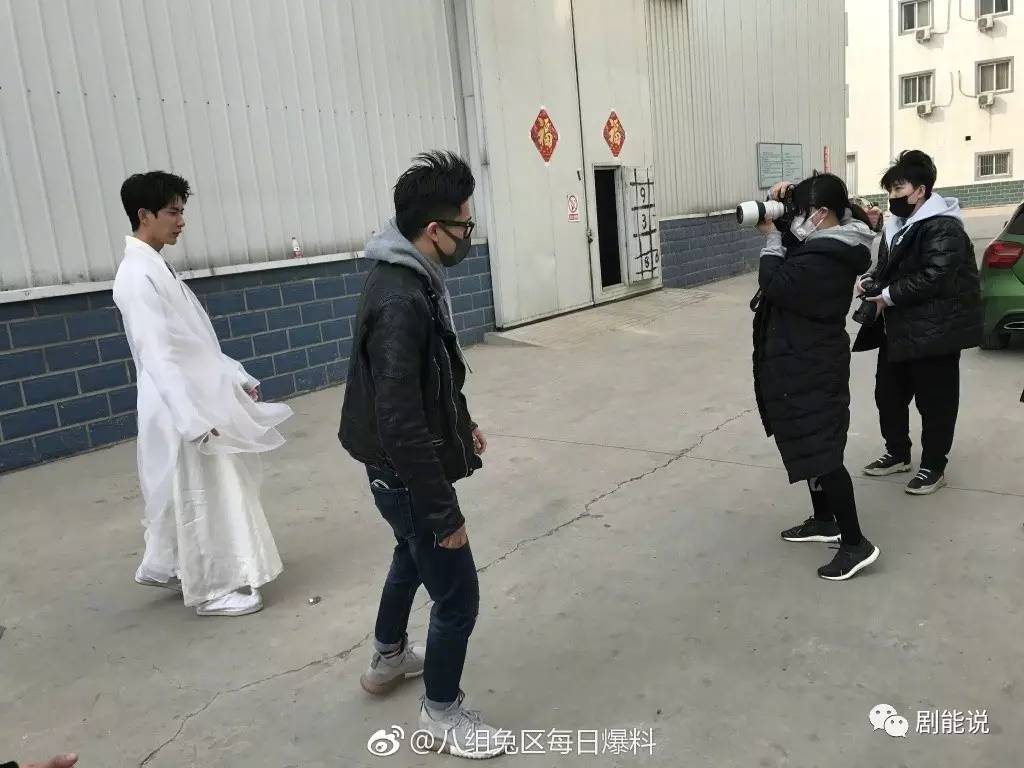 刘能上综艺了！竟让还和陈伟霆吴磊吴亦凡站一起！