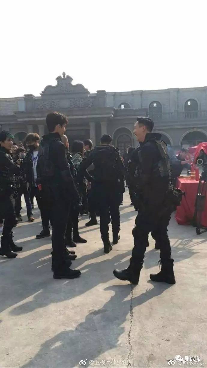 刘能上综艺了！竟让还和陈伟霆吴磊吴亦凡站一起！