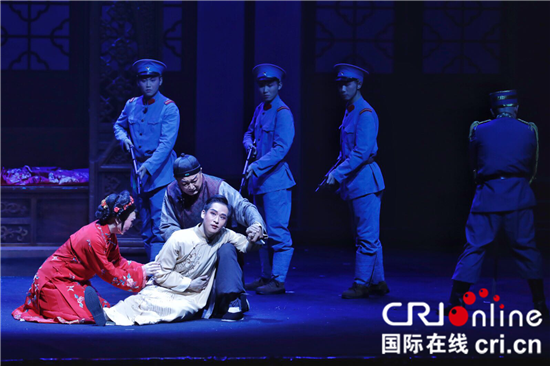 （供稿 文体列表 CHINANEWS带图列表 移动版）苏剧《国鼎魂》在北京演绎“苏州故事”