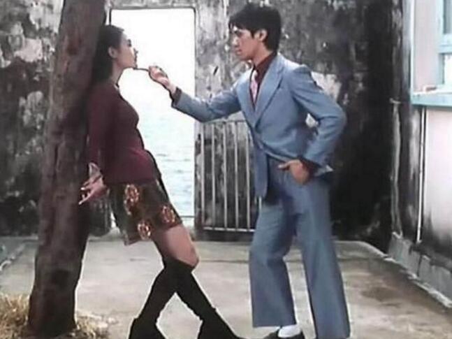 星爷《喜剧之王》里的裸体小男孩长大了