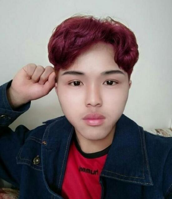 星爷《喜剧之王》里的裸体小男孩长大了