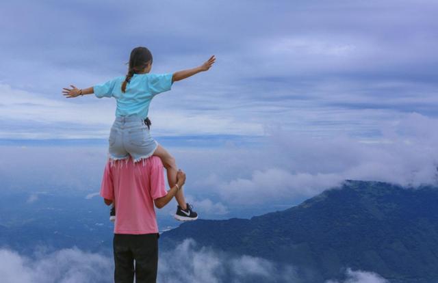 天宫有鹊桥,人间情人桥--九皇山情人桥重现千年云端浪漫 天宫有鹊桥,人间情人桥--九皇山情人桥重现千年云端浪漫