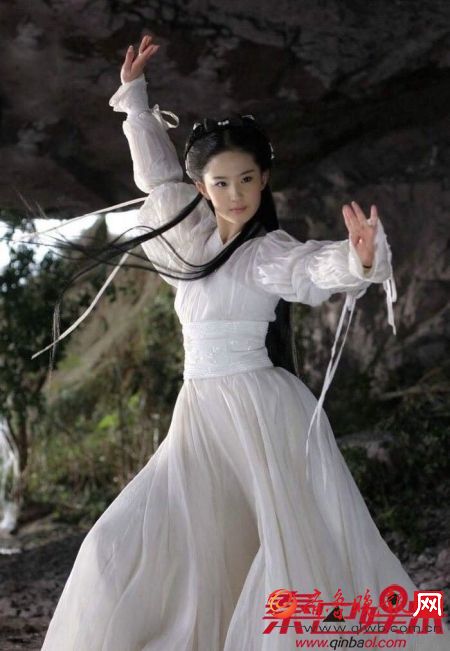 baby小龙女造型曝光 和陈妍希版一样却毫无仙气