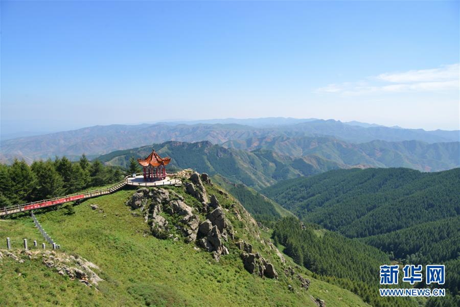 内蒙古绿色明珠苏木山