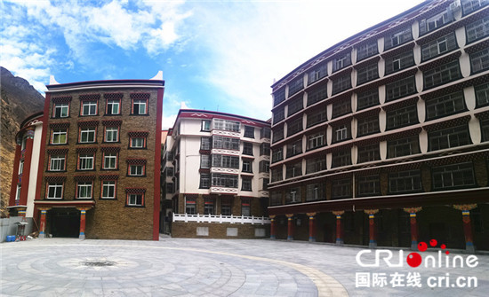 图片默认标题_fororder_3、部分完工的章谷镇卫生院附属设施   摄影 杨斌杰