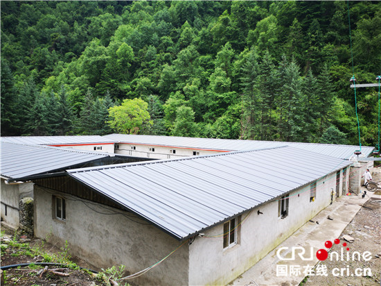 图片默认标题_fororder_3、养殖基地圈舍  摄影 刘毅