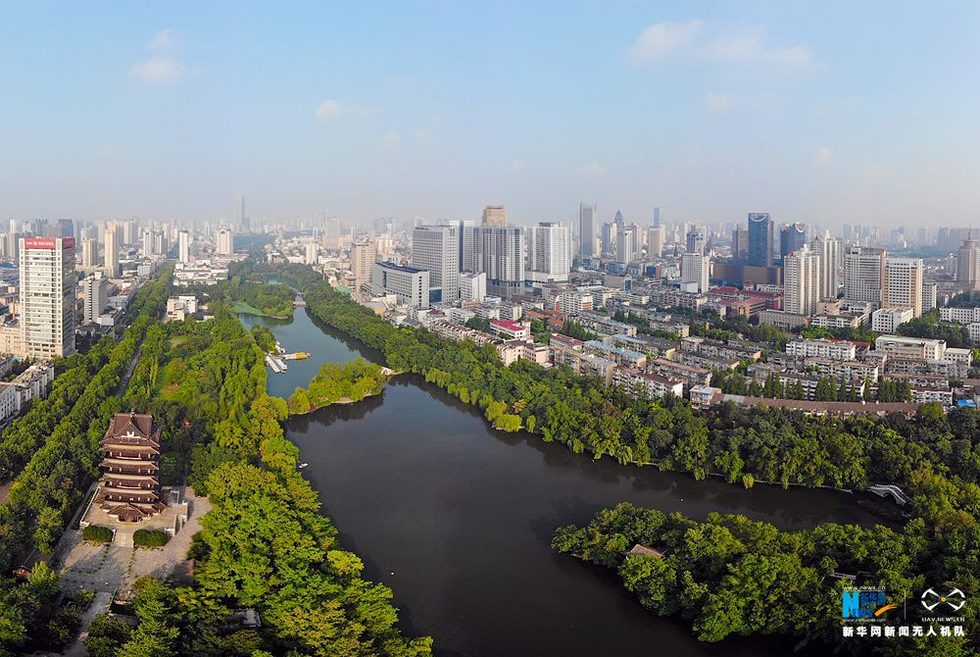 航拍合肥:云蒸霞蔚南淝河