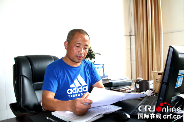 图片默认标题_fororder_大坪乡党委书记张勇--（摄影-高学兵）