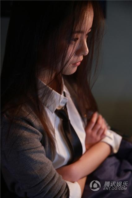 徐静蕾捧新人李庚希正式亮相 首次监制网剧开机