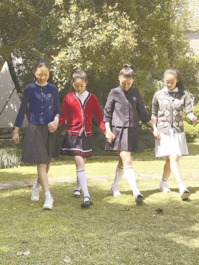 上海：松江58所中小学学生将穿海派校服