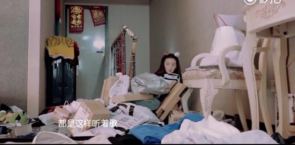 “花少3”背后：娜扎竟是吃货 宋祖儿家比厕所乱