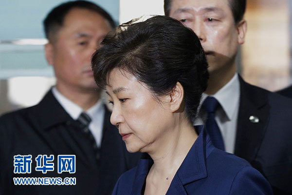 朴槿惠今日首次站上审判台 与闺蜜崔顺实同台受审