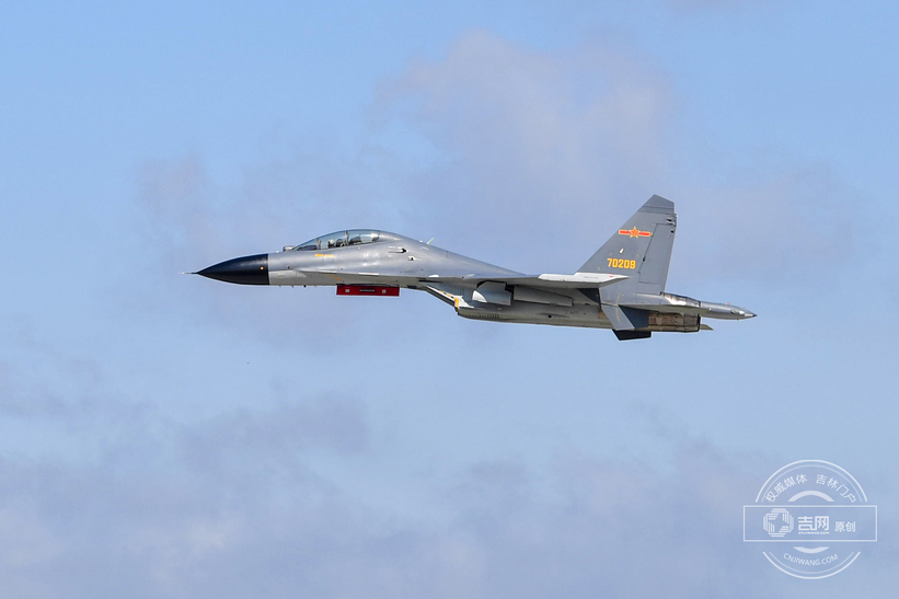 空军航空开放活动在吉林长春盛大启幕