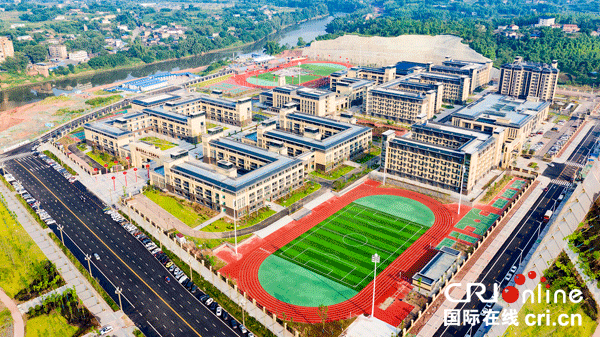 自贡衡水一中富顺学校开学 1656名学子梦想启航