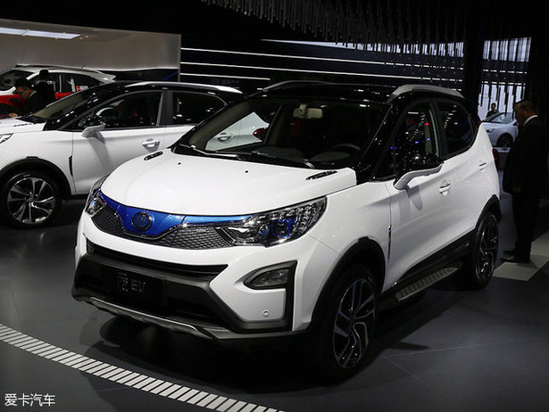 2017上海车展:比亚迪元EV纯电动版车型