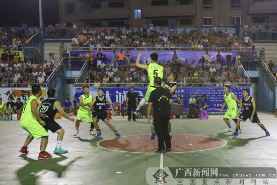第十届广西体育节(富川)达成会计杯篮球赛收官