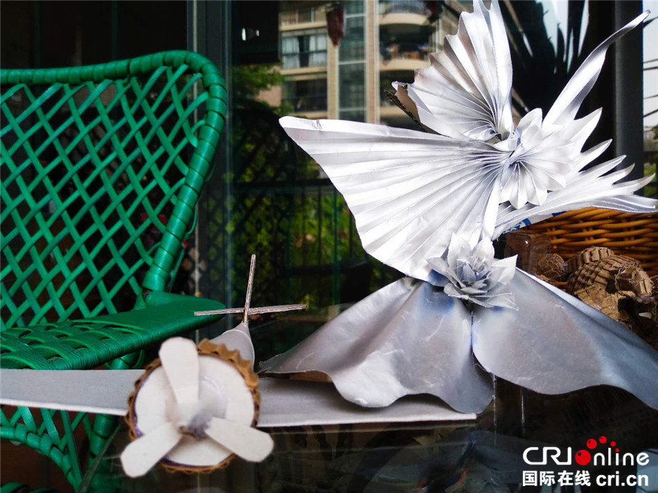 “环保老顽童”柯文沣:发挥生命余热 让垃圾“重生” “环保老顽童”柯文沣:发挥生命余热 让垃圾“重生”