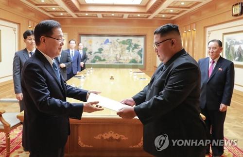 金正恩会见韩总统特使团 重申朝鲜半岛无核化意志