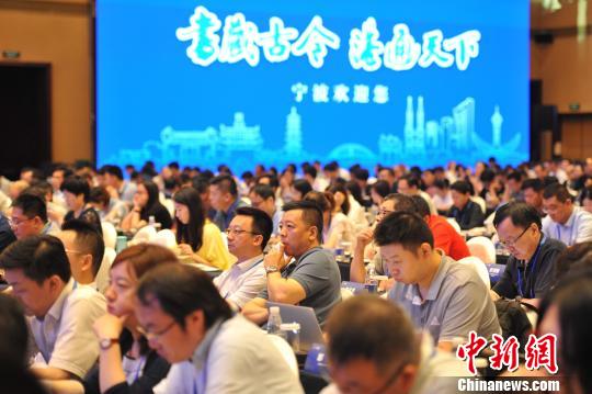 2018中国网络媒体论坛开幕 探智能互联时代媒体变革与发展